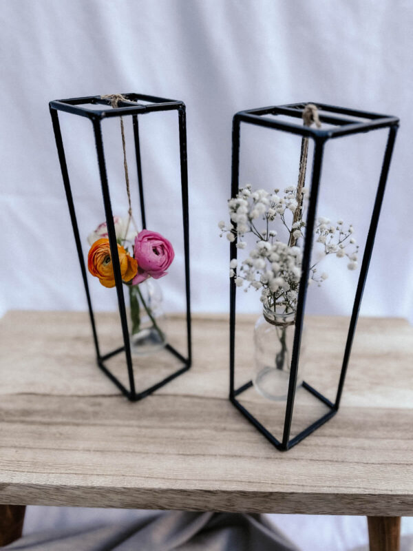 Metallständer mit Flaschenvase, schwarz